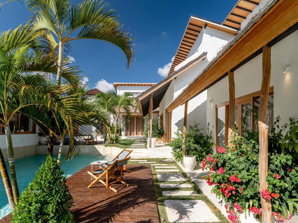 Berawa Village Managed By Cpm Bali Canggu Exterior foto